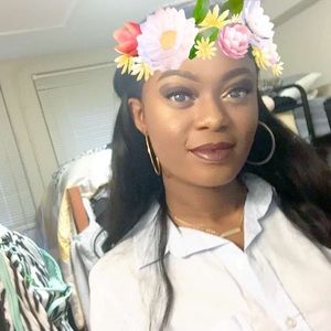 Meet your Posher, Deb